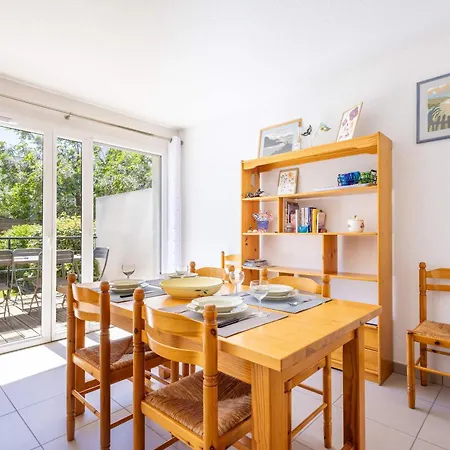 Holiday home Confortable Pavillon Climatise A 500m De La